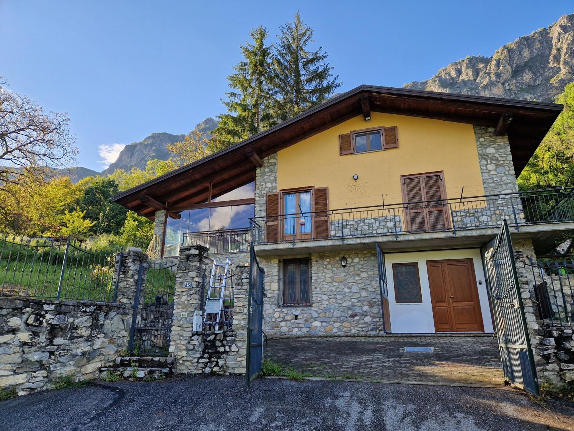 Casa Di Montagna Apartman Aisone Kültér fotó